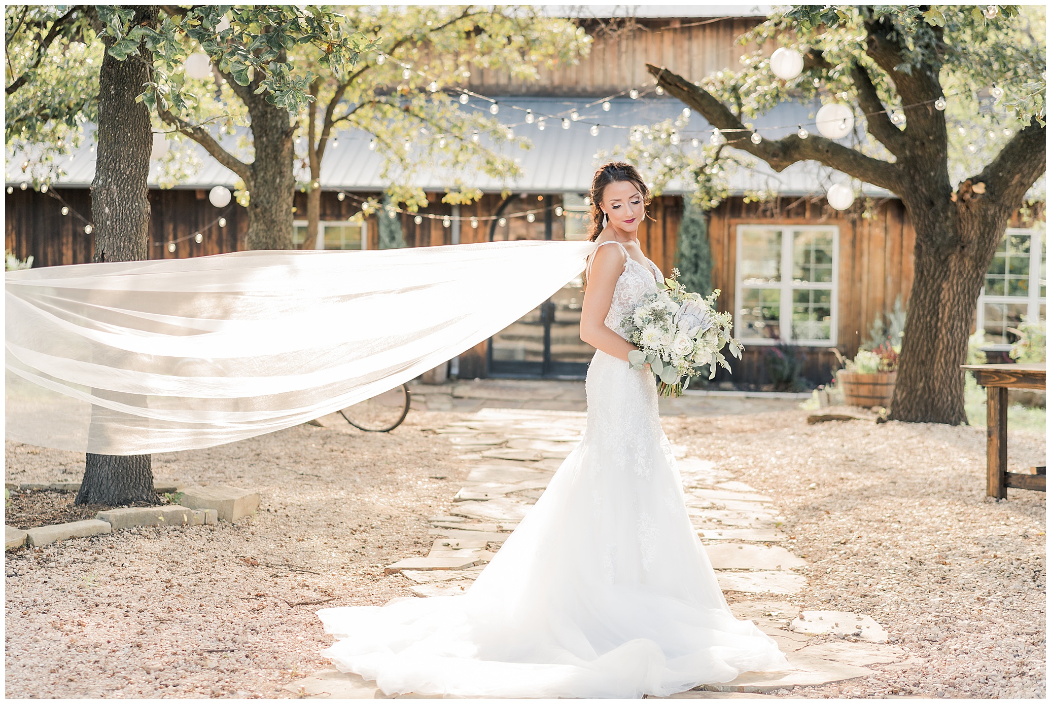 Sierra Ellis Photography Oklahoma Wedding Photographer Sony a7riii Oklahoma Elopement Photographer Texas Wedding Photographer Texas Portrait Photographer Oklahoma Portrait Photographer Rosemary Ridge Rosemary Ridge Venu Stillwater Wedding Photographer