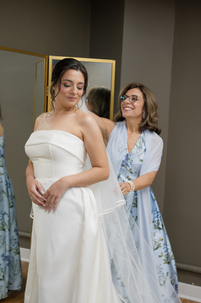 An emotion-filled wedding at the Tulsa Club Hotel